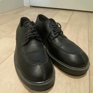 Kenneth Cole Reaction Dress Shoes (Perfect Condition)